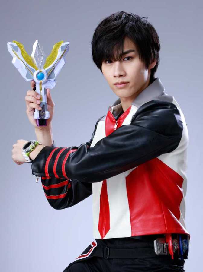 Ultraman Trigger, Kengo Manaka- Raiga Terasaka