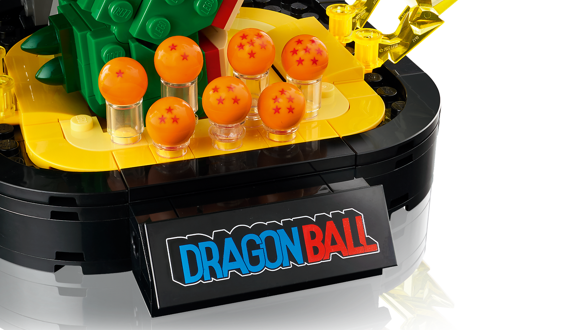 LEGO Icons Dragon Ball Shenron & Goku (11390) building set: Face plate (Up Close)